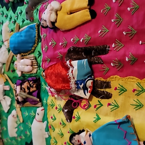 PERUVIAN NACIMIENTO Peru 3D FOLK ART TAPESTRY TEXTILE WALL HANGING ARPILLERA - Picture 8 of 8